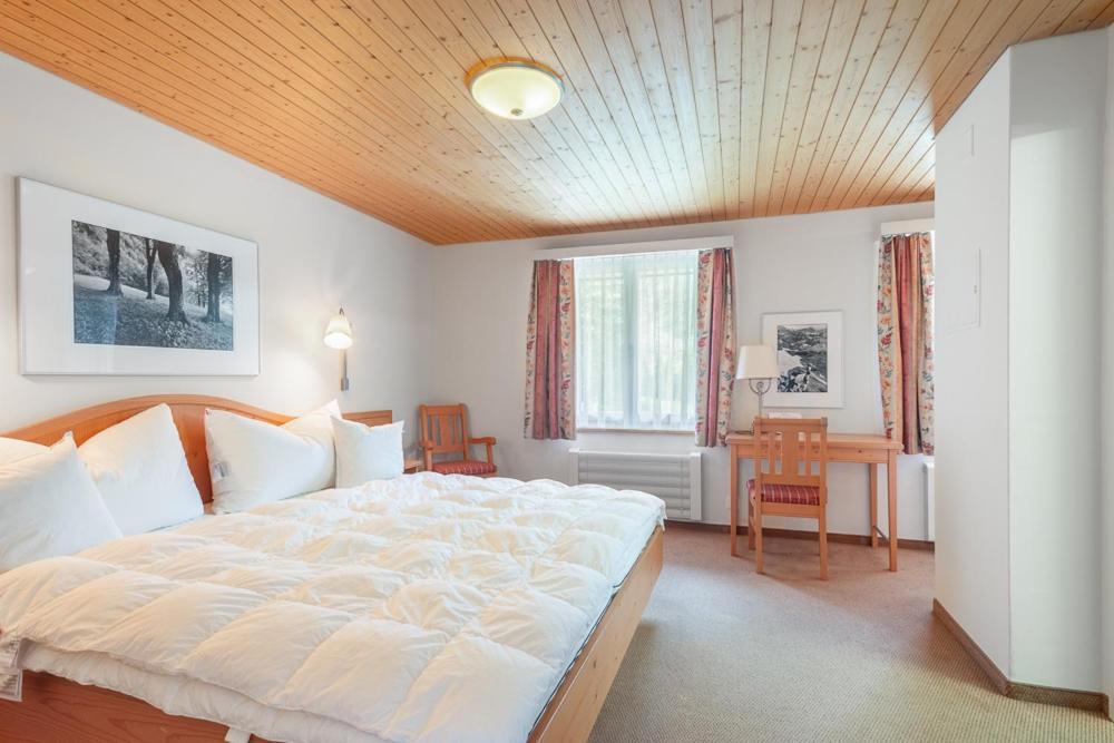 Berghotel Obersee Нефельс Экстерьер фото